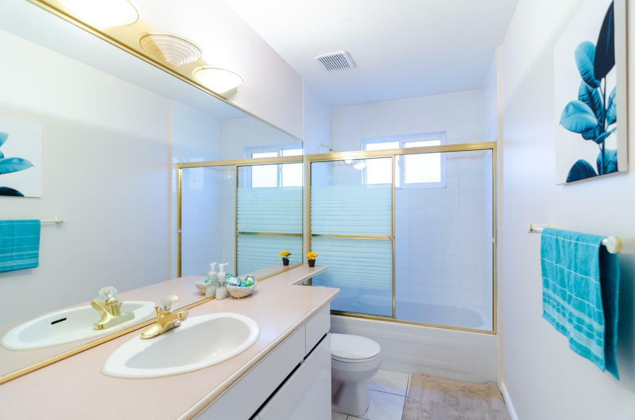Great Guest Suite In A Gorgeous House New Westminster Exterior foto